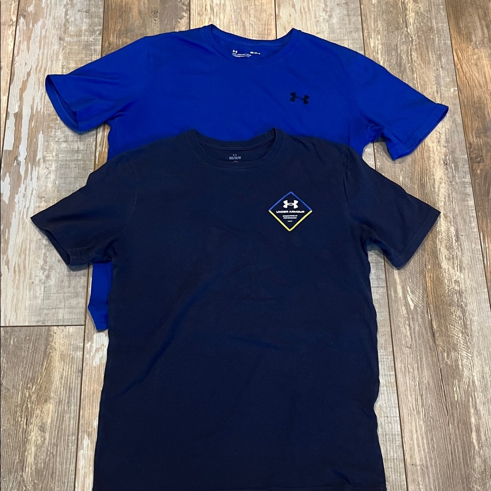 Bundle of two Under Armour Men's Blue and Navy T-Shirts